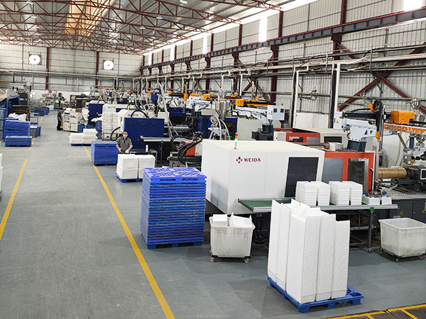 1 Injection molding
